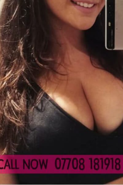 Isabelle Escort Leeds