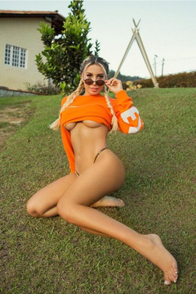 Johana Escort London