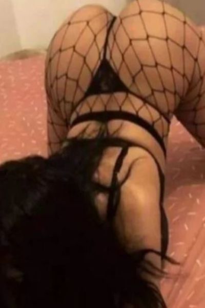 Lora Escort Bradford