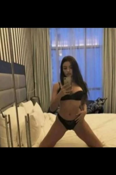 Ayshaa Escort Milton Keynes