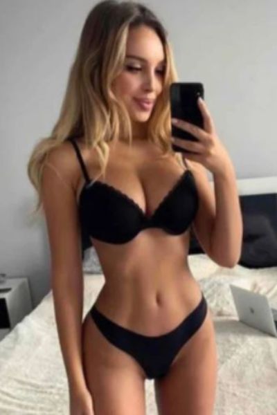 Sarah Escort Leeds
