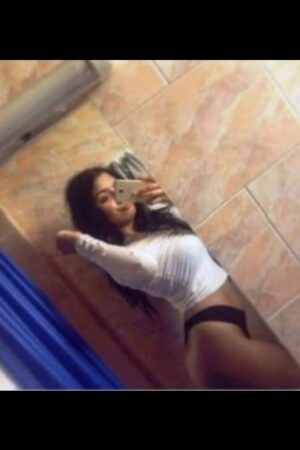 Walsall escort taking a selfie in the mirror