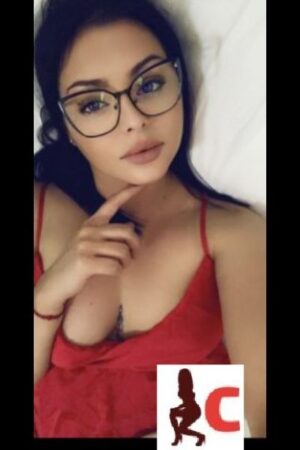 cute and attractive Tyrone escort