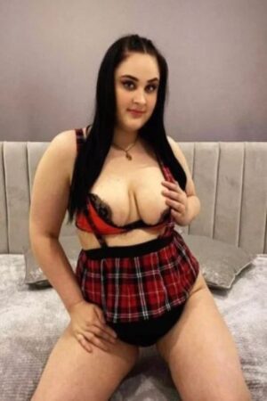 curvy Wigan escort in tartan clothing