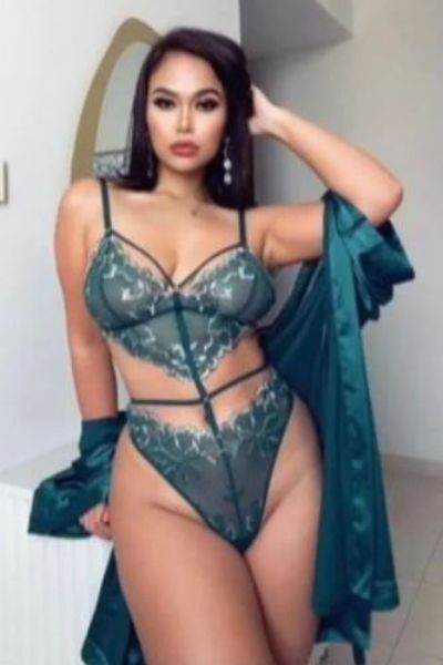 Simina Escort Renfrewshire