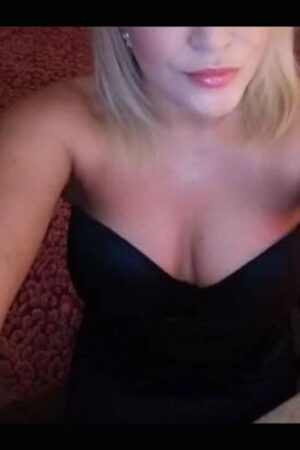nice cleavage on blonde Colchester escort