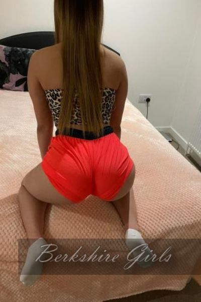 Mel Escort Surrey