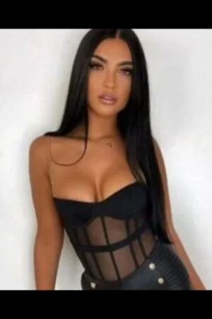 Raysa Doncaster Outcall Escort in a sexy black outfit
