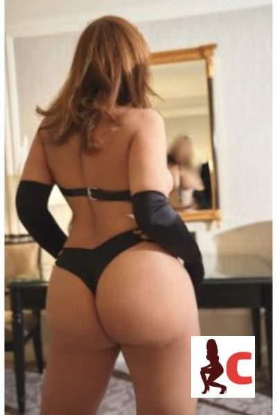 Lara Brunette Escort Belfast