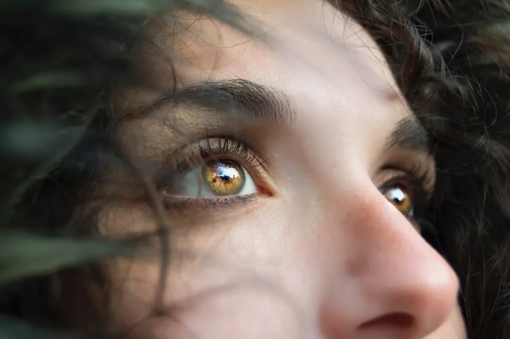 Hazel eyed escort