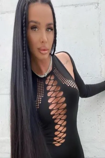 Anissa Escort Winchester