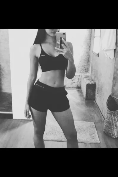 Kylie Escort London