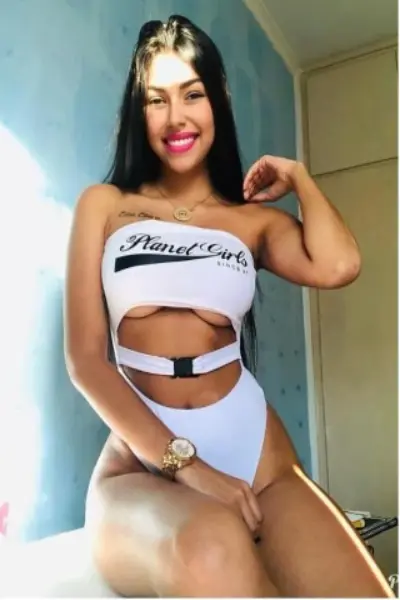 Rebeca Escort Surrey