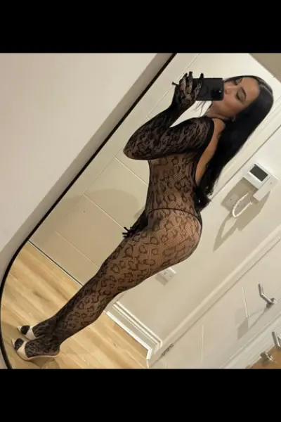 Nina Hot Escort Essex