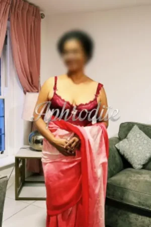 Indian escort in traditional dress