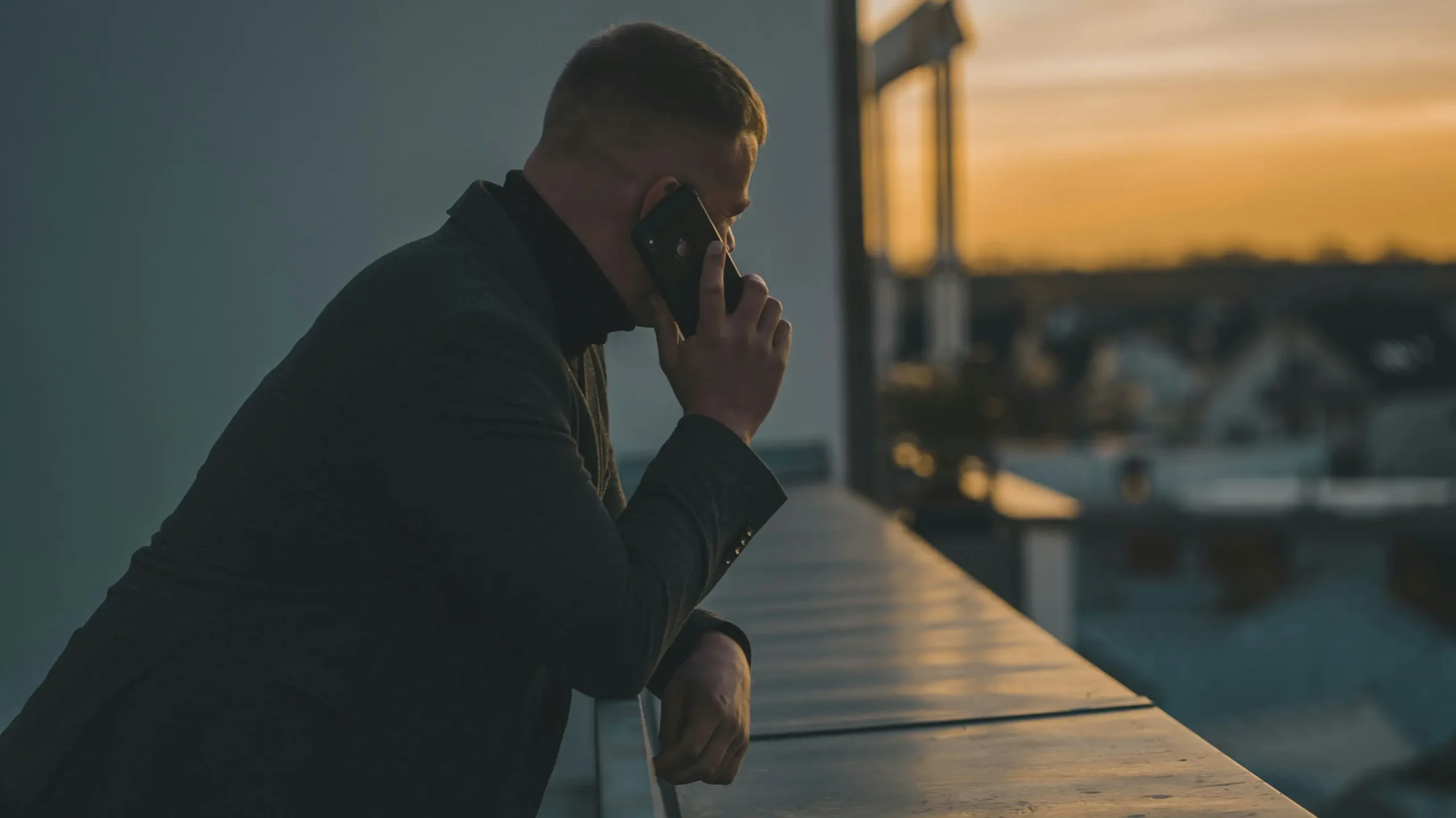 A man confirming a date with an escort