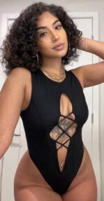 Curly haired Portsmouth escort