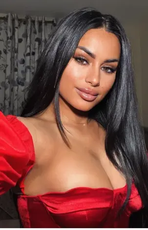 Busty and attractive Colombian escort